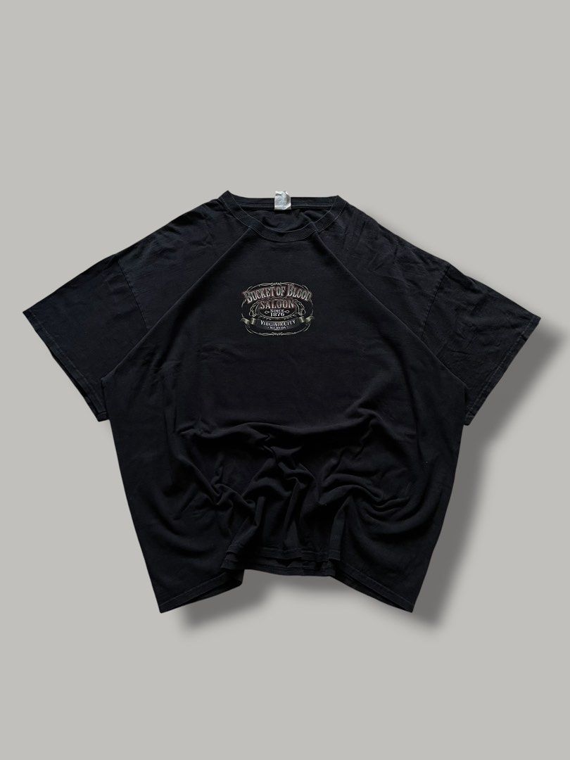 Bucket of Blood (Category: Activewear) located in Cebu City. Submitted by dip.thrift (Listing ID 1468473724, Image 2). Description: ▫️Port & Company Tag ▫️XXL (28x31) ▫️Issue: Penhole ▫️Color Rate: 8/10 (Perfectly Faded) ▫️Condition: 9/10.
