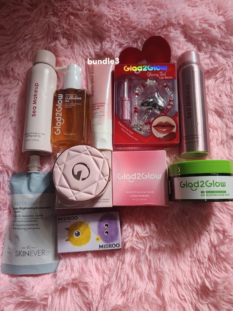 Bundle (Category: Makeup) located in Manila. Submitted by juuicyyy14 (Listing ID 1468325749, Image 3). Description: pm.
