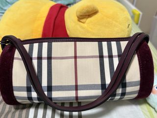 (Category: ) located in . Submitted by yellowbiik (Listing ID 1468359124, Image 1). Description: .