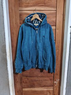 (Category: ) located in . Submitted by danelle_closet1106 (Listing ID 1468426314, Image 1). Description: .