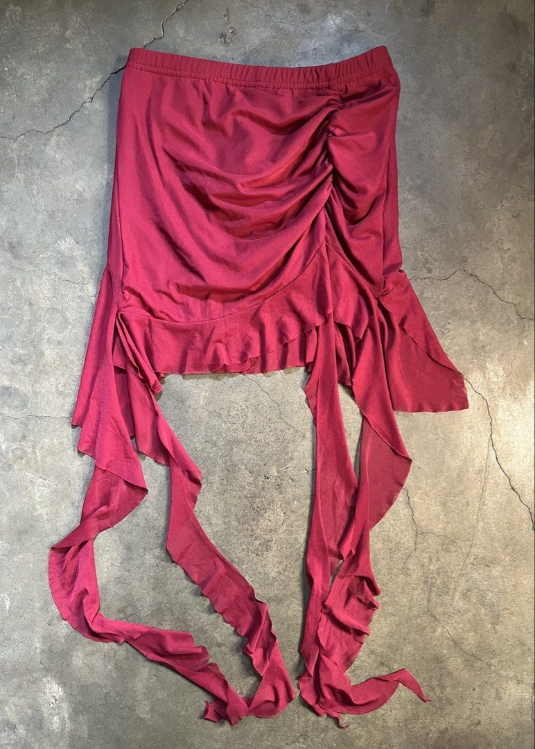 Burgundy/wine-red asymmetrical ruffled bodycon set (Category: Sets or Coordinates) located in Manila. Submitted by ljpgdn (Listing ID 1468290911, Image 3). Description: Dm me for more deets ^u^.