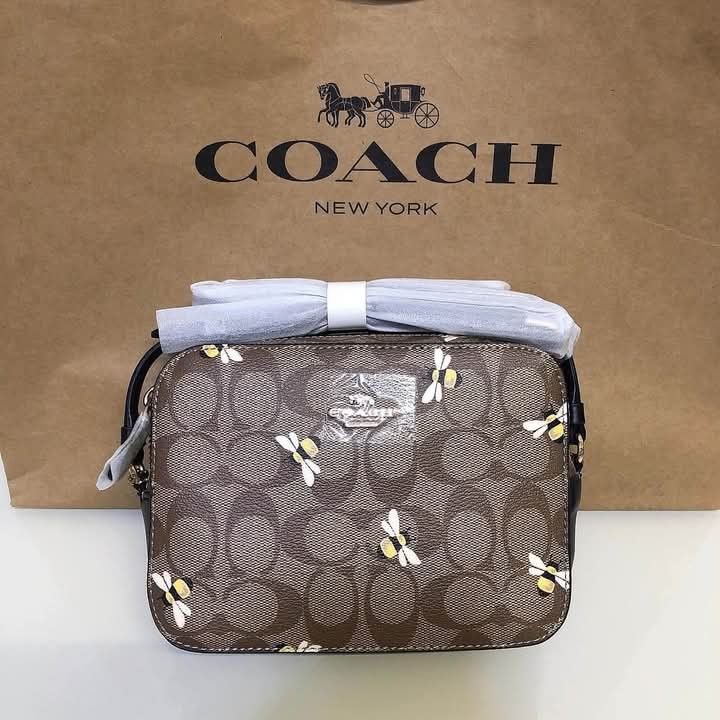 camera bag sling bag crossbody bag js (Category: Cross-body Bags) located in Manila. Submitted by lecha201992 (Listing ID 1468347775, Image 2). Description: .
