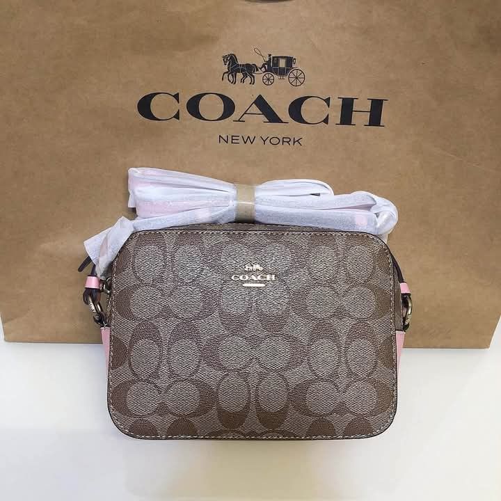 camera bag sling bag crossbody bag js (Category: Cross-body Bags) located in Manila. Submitted by lecha201992 (Listing ID 1468347775, Image 3). Description: .