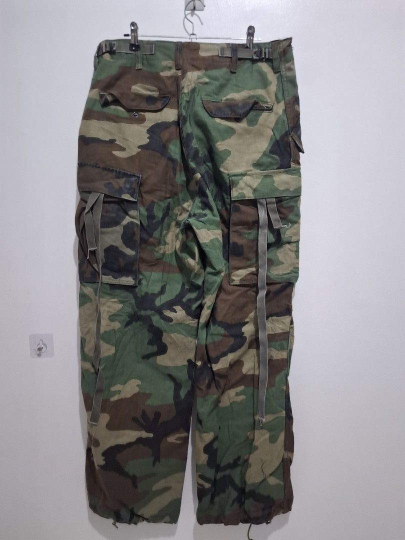 Camo pants 28 to 31 (Category: Trousers) located in Tarlac. Submitted by christopher.24 (Listing ID 1468313553, Image 2). Description: excellent condition legit.