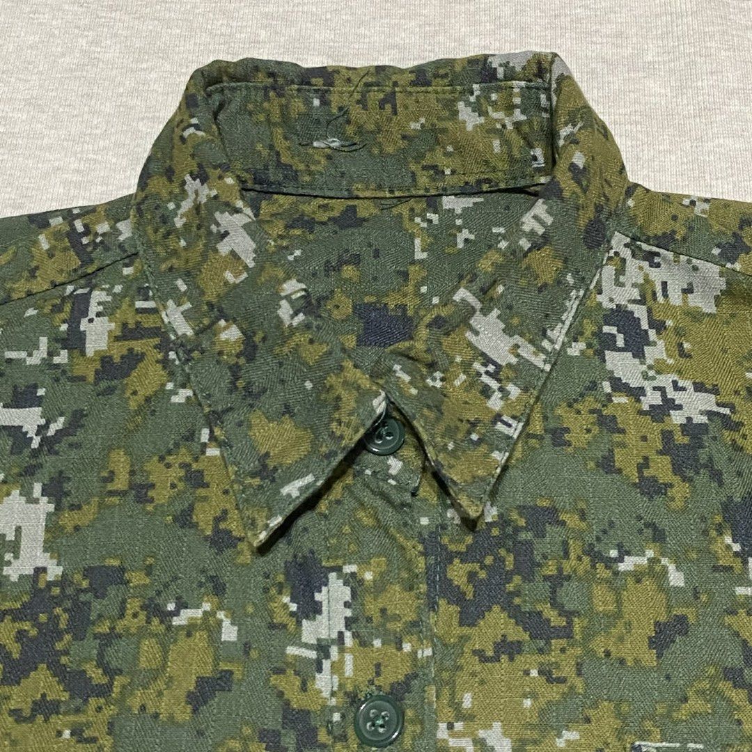 Camouflage Polo (Category: Formal Shirts) located in Mabalacat. Submitted by stellargarments (Listing ID 1468350630, Image 3). Description: pwede pang gift! Length : 25 Width : 20 Condition : 10/10 BAGONG BAGO! SUPER SOLID WITH Chest POCKET SUPER NICE & KINIS! VERY COMFY & SMOOTH ON SKIN NEED WASH NO MAJOR STAIN FRESH FROM BALE.