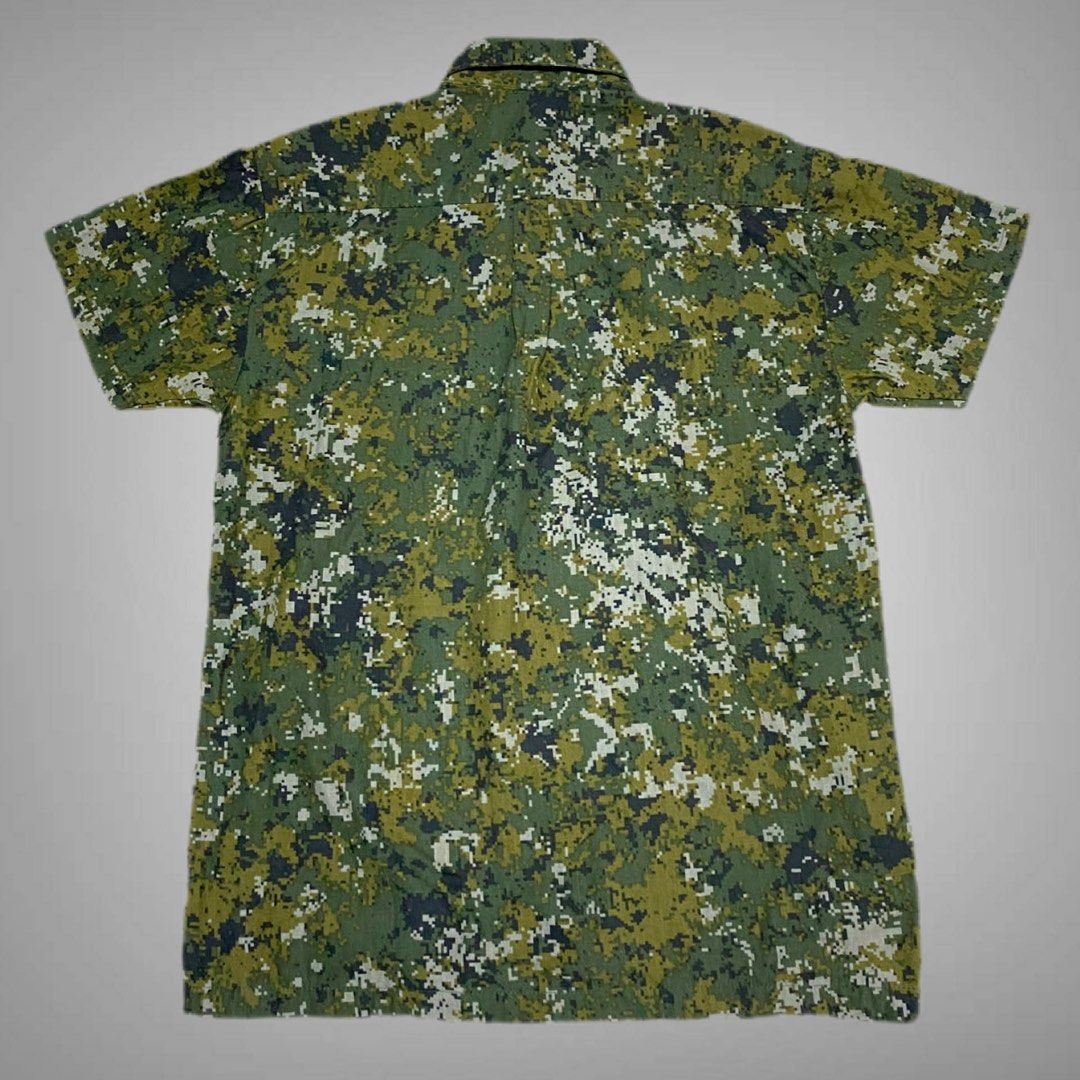 Camouflage Polo (Category: Formal Shirts) located in Mabalacat. Submitted by stellargarments (Listing ID 1468350630, Image 2). Description: pwede pang gift! Length : 25 Width : 20 Condition : 10/10 BAGONG BAGO! SUPER SOLID WITH Chest POCKET SUPER NICE & KINIS! VERY COMFY & SMOOTH ON SKIN NEED WASH NO MAJOR STAIN FRESH FROM BALE.