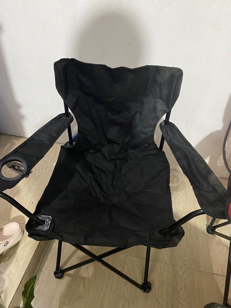 Camping chairs red and black (Category: Chairs) located in Santo Tomas. Submitted by yengcarawa67764 (Listing ID 1468407378, Image 2). Description: .