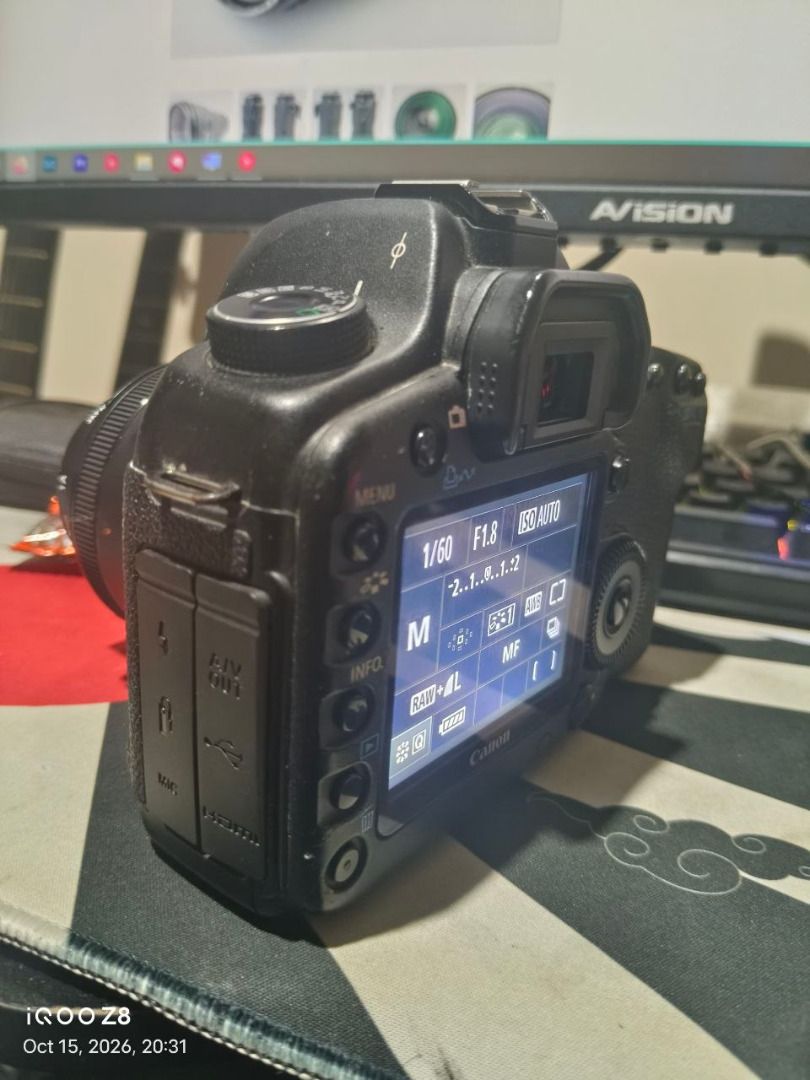 Canon EOS 5D Digital SLR Camera with 50mm Lens (Category: Cameras) located in Quezon City. Submitted by camcamcam123333 (Listing ID 1468307490, Image 3). Description: For sale! Canon 5D Mark II 21.1 MP Up to 1080P 30FPS With freebies: Canon 50mm F1.8 STM Battery Cord 32GB CF CARD Loc: Central Ave QC Open for LBC COP .