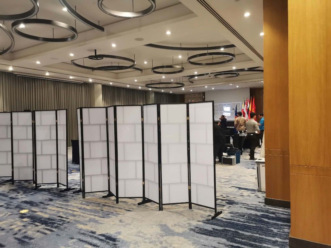 Canvas Divider wall Foldable (Category: Other Home Furniture) located in Rizal. Submitted by maryjane.06 (Listing ID 1468460190, Image 3). Description: 4 panels 3000 add delivery fee COD payment COD, Gcash, Maribank location taytay rizal size 20 inches per panel height 6ft.