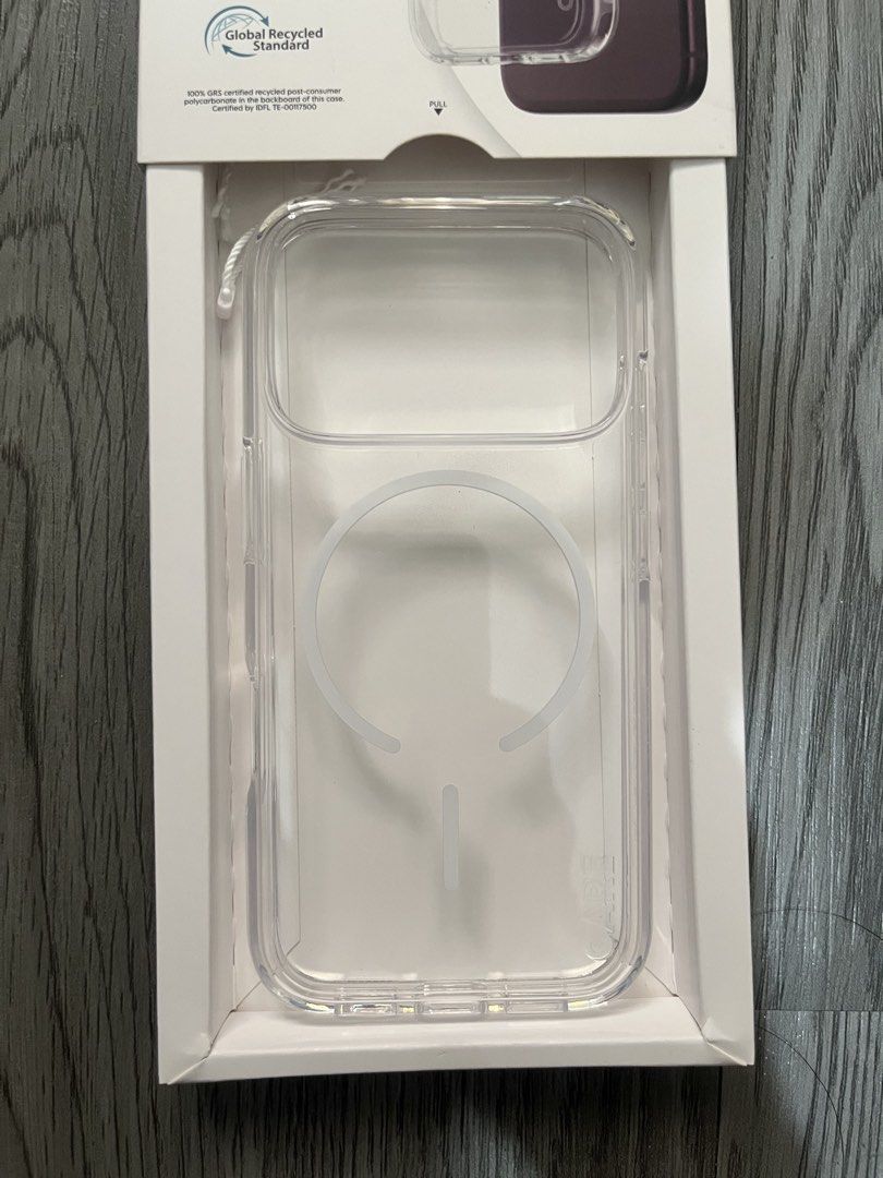 Iphone 18 Pro Clear Case with Magsafe (Category: Cases & Sleeves) located in Manila. Submitted by bxcc15 (Listing ID 1468423529, Image 1). Description: Care Urban Explorer Clear Case Also compatible for Iphone 17 Pro Brandnew. Fitted only.