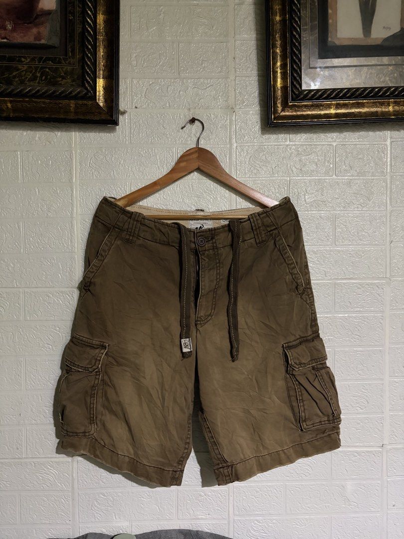 bundle cargo shorts (Category: Shorts) located in Santa Rosa. Submitted by jeremydeas56388 (Listing ID 1468456302, Image 1). Description: bundle ₱1500 3pcs aeropostale size 32 hollister size 32 hollister boardshort size medium 32.