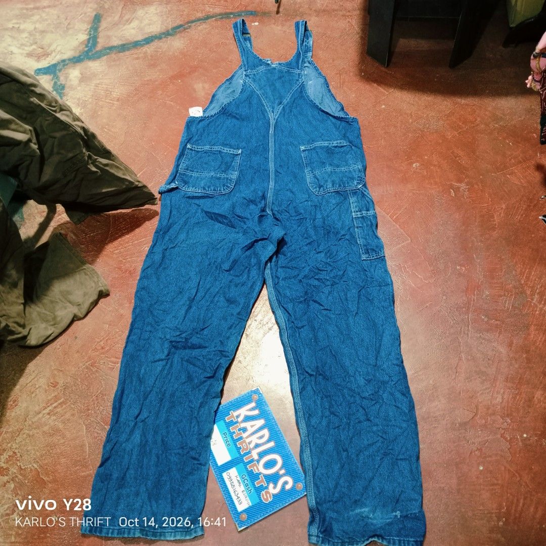CARHARTT DENIM BIB OVERALLS (Category: Coats, Jackets and Outerwear) located in Davao. Submitted by karlosthriftshop (Listing ID 1468326912, Image 3). Description: ₱1,500 FREE SHIPPING THRU J &T CARHARTT DENIM BIB OVERALLS (RO7-DST) MADE IN MEXICO 40X32 ON TAG ACTUAL MEASUREMENT PLEASE CHECK ATTACHED PHOTOS USED,IN VERY GOOD CONDITION NEED WASH ISSUE:SIGN OF USAGE PLS.CHECK LAST PHOTO X COD/Cú⁷777⁷OP PAYMENT 1ST MOP:G CASH.