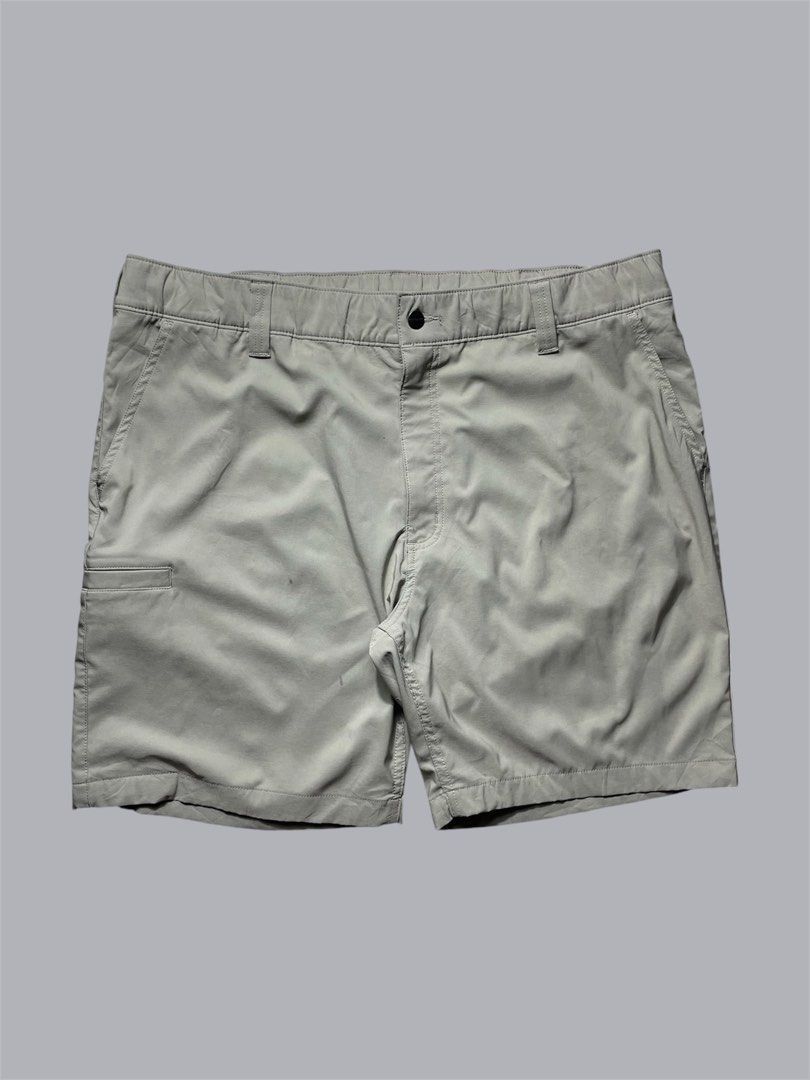 Carhartt Force Sun Defender Relaxed Fit Short (Category: Shorts) located in Caloocan City. Submitted by renowear (Listing ID 1468287859, Image 2). Description: Carhartt Force Sun Defender Relaxed Fit Short Excellent Condition Color Rate: 9.5/10 Issue: stain Measurements • Width: 38/40 • Length: 20 • Hem: 12 Price: 850 obo DM IF INTERESTED📥.