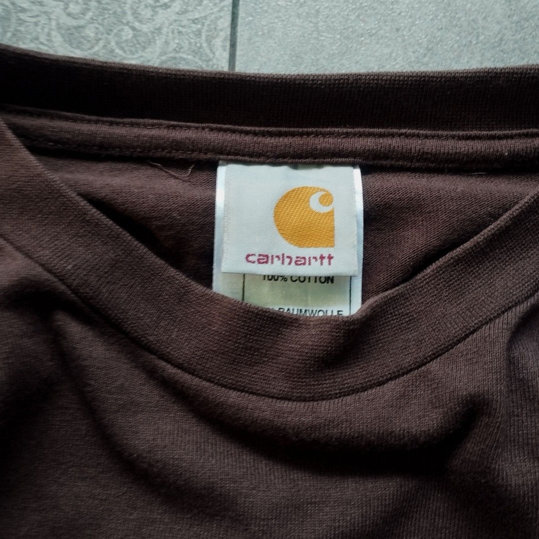 CARHARTT Longsleeve (Category: Coats, Jackets and Outerwear) located in Batangas. Submitted by adrianbanawa259 (Listing ID 1468335759, Image 3). Description: Color may vary due to lighting Length: 27 inches Width: 20 inches no issue.