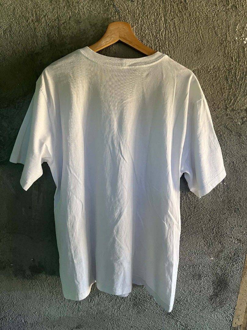 Carhartt pocket tee (Category: Tshirts & Polo Shirts ) located in Gapan. Submitted by skyries20 (Listing ID 1468317296, Image 2). Description: 23x29.5 dimes excellent condition 9.8 colorate heavy cotton nueva ecija loc.