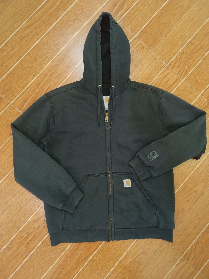 AUTHENTIC 💯 Carhartt Rain Defender Full Zip Size S (Category: Coats, Jackets and Outerwear) located in Manila. Submitted by juancho.ac (Listing ID 1468464941, Image 1). Description: Carhartt Rain Defender Zip Authentic 💯 Size Small Money Dimes: 22.5-27.5 Color Rate: 9.9/10 Excellent Condition No Hidden Issues Need Wash.