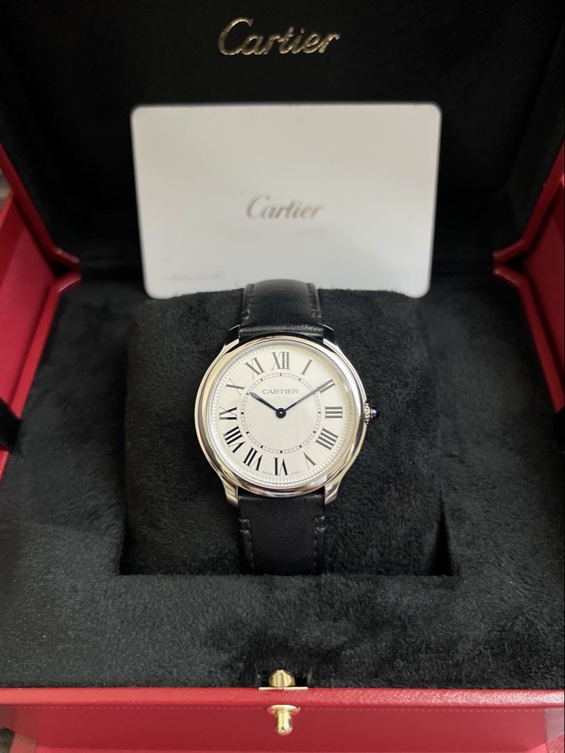 Cartier Ronde Must 36mm Full set (Category: Luxury Watches) located in Baliuag. Submitted by watchgalleriaphl (Listing ID 1468308113, Image 3). Description: Ronde Must Ref: WSRN0031 36mm High Autonomy Quartz movement Dated March 2023 International Limited Warranty until 2031 Used - in Very Good condition Complete/Full Set (Double box and card) Php 175,000 only Cash / Bank transfer / Card (+5%) Meet ups in Metro Manila, Bulacan, and Pampanga.