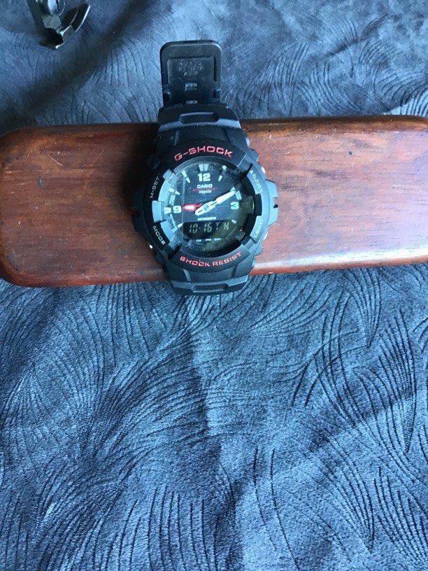 Casio gshock G-100 original (Category: Men's Watches) located in Baguio. Submitted by agozun61 (Listing ID 1468288386, Image 2). Description: Casio Gshock original color black.good condition..