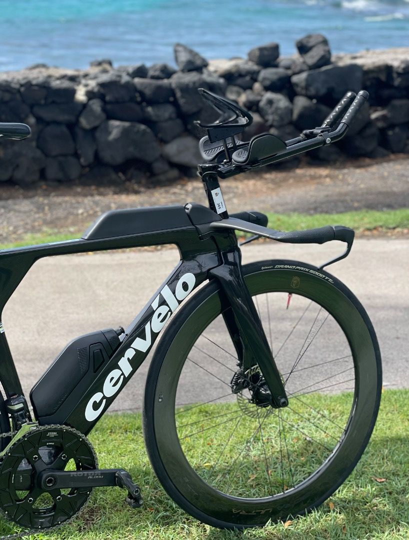 Cervelo P5 2025 (Category: Bicycles) located in Pasig City. Submitted by one_six (Listing ID 1468414778, Image 2). Description: Cervelo P5 2025 Priced to sell Pristine condition - first owner Size 51 Color: Five Black Groupset: Shimano di2 11 speed (All Duraace except for the Ultegra front and rear derailleur) Fizik Transiro Aeris LD R1 Carbon rail saddle Rotor Aldhu crank arm 160mm Stone Chainrings 52/36 integrated frame aero bottle Complete fra