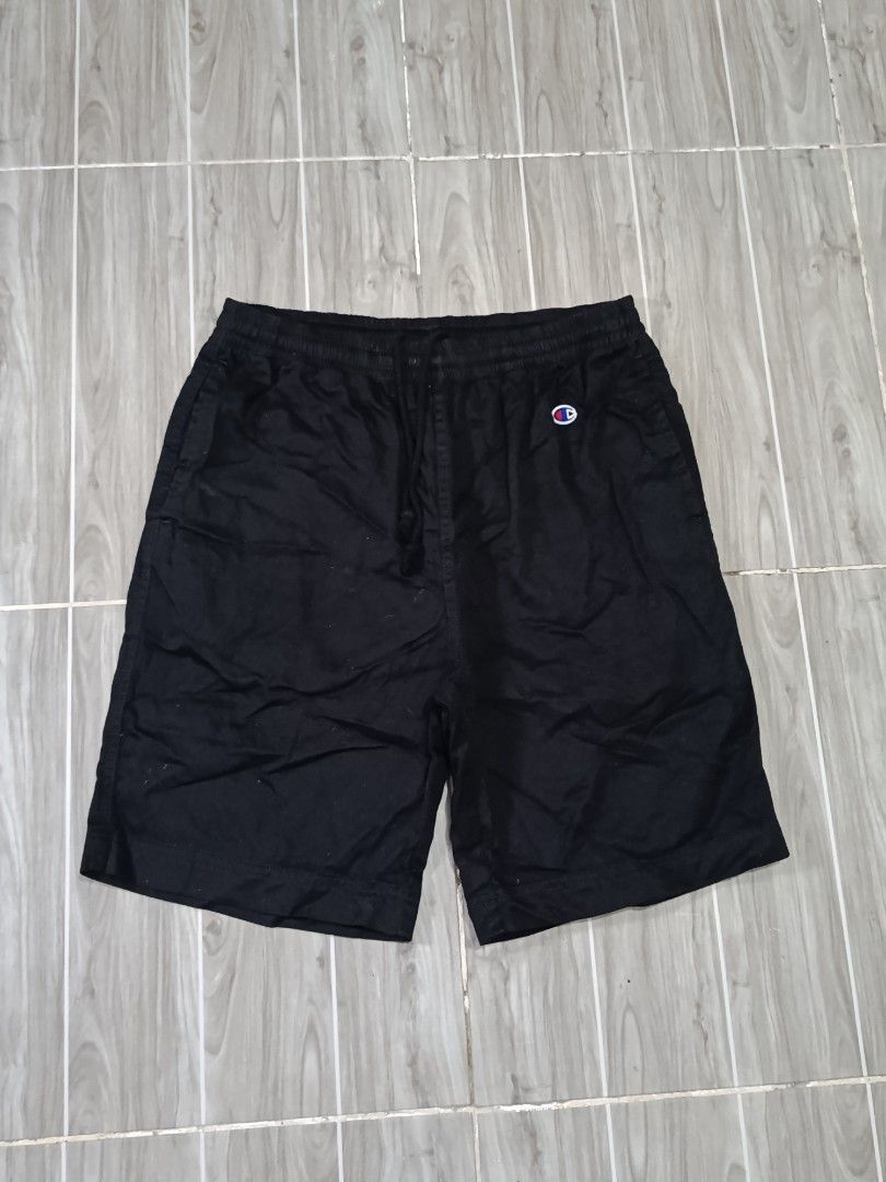 CHAMPION BASIC CHINO SHORT (freeshipping) (Category: Shorts) located in Quezon City. Submitted by gyl-stop (Listing ID 1468458390, Image 1). Description: free shipping 28-32 x 19.5 excellent condi cr: 9.8/10 issue: none.