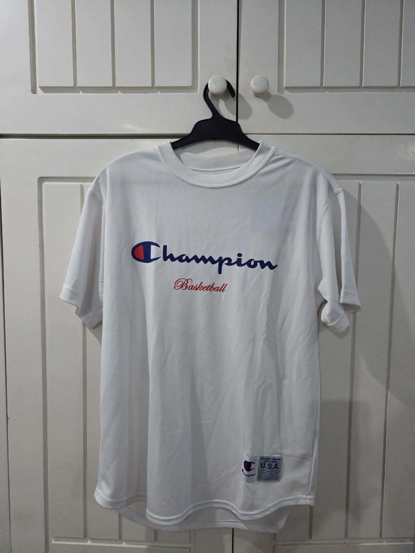 Champion Basketball White T-Shirt (Category: Tshirts & Polo Shirts ) located in Muntinlupa City. Submitted by booterin0 (Listing ID 1468356709, Image 1). Description: Authentic Champion basketball t-shirt Size: L (men’s) Condition: brand new; never used. Flaw: slight collar stain Price: ₱1,090 (negotiable + can bundle with other items) RFS: decluttering Payment via GCash or bank transfer. Delivery shouldered by buyer 💌 Message me if interested!.