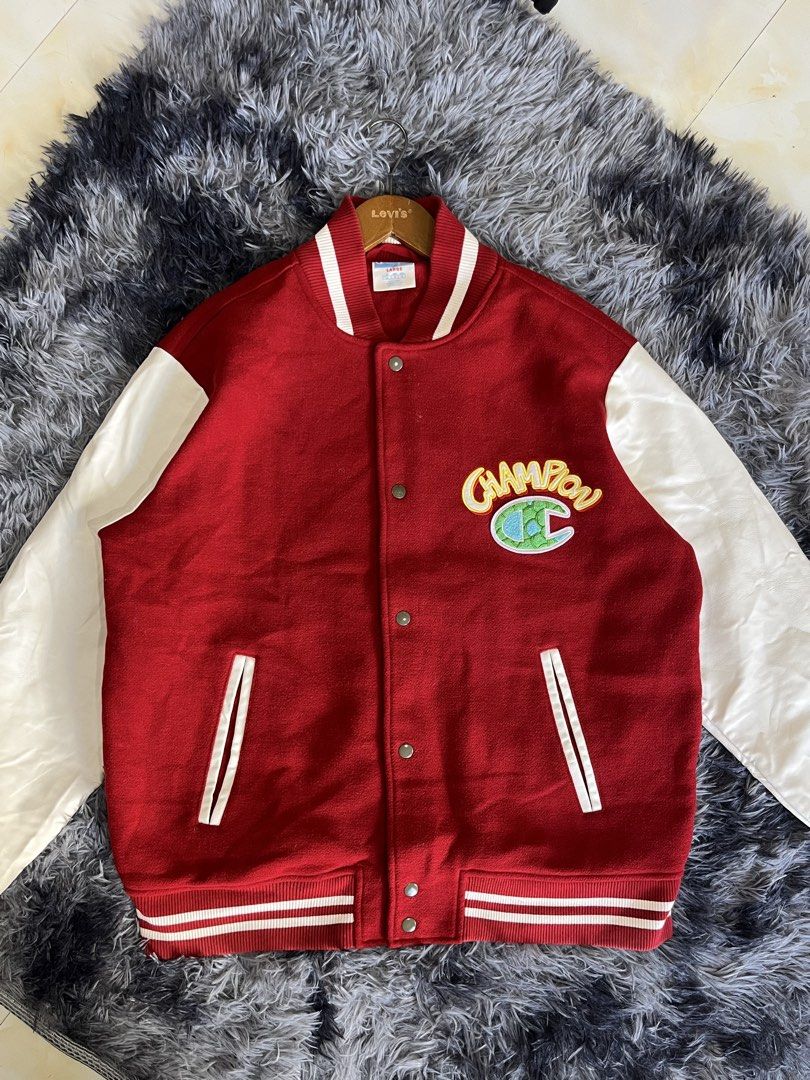 Champion Earth Hoodie (Category: Coats, Jackets and Outerwear) located in Manila. Submitted by cjcuevas_05 (Listing ID 1468407723, Image 1). Description: 📍Tanza Cavite Dimes: 25x27 See photo for details GCASH ONLI, can ship thru JnT/orange check out .
