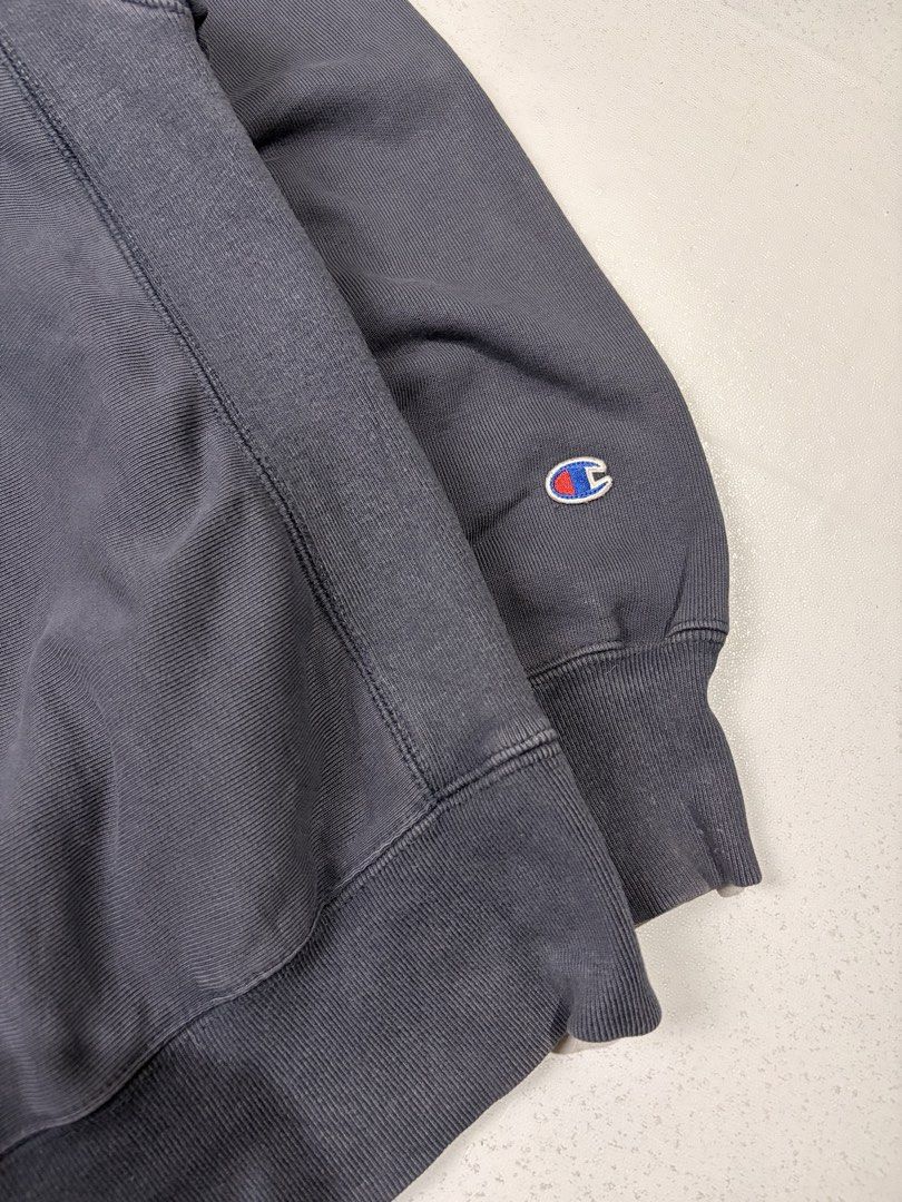 Champion Reverse Weave Crewneck Sweatshirt Black Large (Category: Coats, Jackets and Outerwear) located in Cainta. Submitted by rizalthriftstuff (Listing ID 1468363390, Image 3). Description: Champ Vintage Reverse Weave Navy Blue Dimes Size: L Width: 24 Length: 29 Color Rate: 10 Condition: 9 No Issue Mine - ₱800 - Brand: Champion Reverse Weave - Style: Crewneck sweatshirt - Color: Faded black - Size: Large - Material: Heavyweight cotton fleece - 