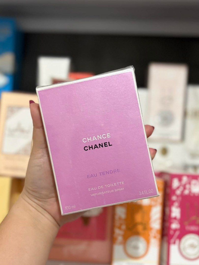 CHANEL CHANCE EAU TENDRE EDT (Category: Fragrance & Deodorants) located in Quezon City. Submitted by embere_shop (Listing ID 1468296733, Image 1). Description: 📌Please read the last image carefully - all details are already provided. ❗️Offers below the regular price will no longer be entertained. Thank you for understanding. 💰 Mode of Payment (MOP): GCash 📦 Mode of Delivery (MOD): * Lalamove – Same-day delivery (5 PM cut-off) * J&T – Same-day 