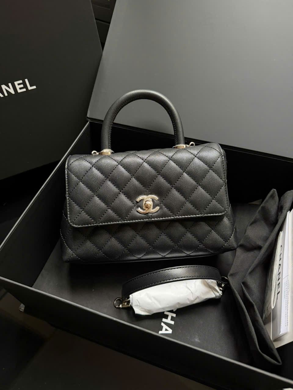 Chanel Coco Handle Small 9.5 Black Caviar LGHW 2026 - 26******, Luxury ...