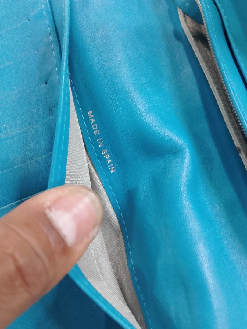 chanel wallet (Category: Luxury Bags & Wallets) located in Datu Odin Sinsuat (Dinaig). Submitted by matic_01 (Listing ID 1468419519, Image 3). Description: legit po super ganda pa promise.