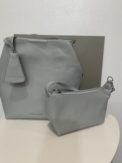 (Category: ) located in . Submitted by preloved.closet2 (Listing ID 1468312203, Image 1). Description: .