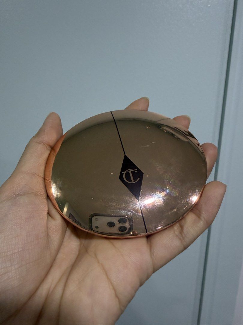 Charlotte tilbury powder (Category: Makeup) located in Quezon City. Submitted by destashingmycloset (Listing ID 1468325618, Image 1). Description: .
