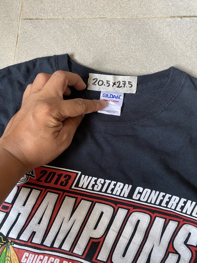 Chicago BlackHawks WC Stanley champions (Category: Tshirts & Polo Shirts ) located in Digos. Submitted by thriftflexph (Listing ID 1468352648, Image 3). Description: Size&Dimes:20.5/27.5 Color&Condi:9.5/10 issue:none DM for more information 🫶 Items are all thrifted/Handpicked Can ship nationwide🇵🇭 Add Shipping Fee ✈️🎁.
