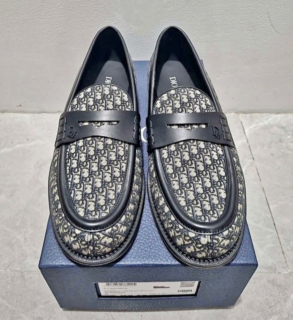 Christian dior loafers (Category: Sneakers & Footwear) located in Las Pinas. Submitted by glamdustph (Listing ID 1468477981, Image 2). Description: 💯 authentic STAFF SALE retail price 68,000 eu44 only plus sf thank you.