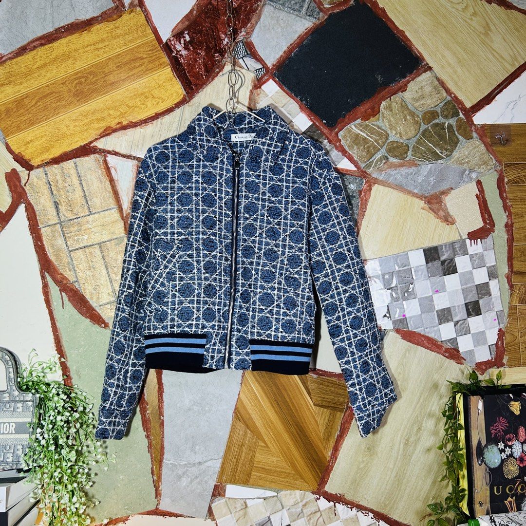 Christian dior tweed jacket (Category: Luxury Apparel) located in Baguio. Submitted by kckc_luxury (Listing ID 1468404935, Image 1). Description: 🌸 TINY PINK SPOTS ARE LENS DAMAGE, NOT CLOTH STAINS ————————— ❗️KINDLY READ BEFORE MAKING AN OFFER❗️ LISTING DETAILS size:M width x length (inches):22x21 condition: EXCELLENT --- MOP: Gcash / BPI MOD: J&T / JRS LOCATION: Baguio City --- NOTE: • Manage your expectations • Photos did not go under any edi