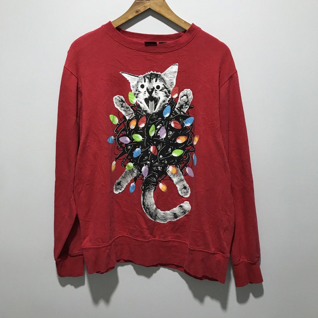 Christmas Cat Red Parody Sweater (Category: Coats, Jackets and Outerwear) located in Cavite. Submitted by tanya.valentin (Listing ID 1468390539, Image 2). Description: - 25x27.