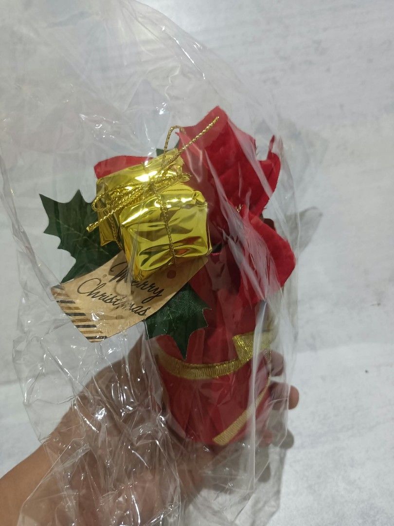 Christmas Decors 2 set (Category: Other Home Decor) located in Davao. Submitted by lotispreloved (Listing ID 1468473696, Image 3). Description: .