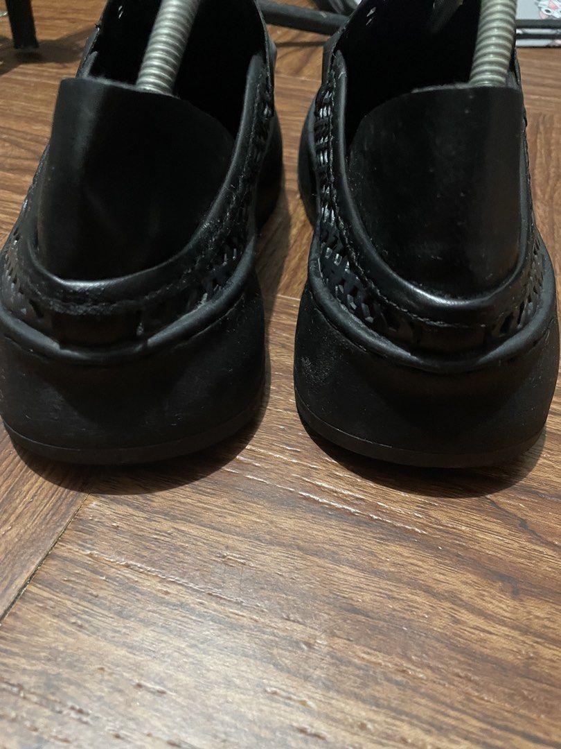 CHUNKY LOAFERS (Category: Casual Shoes) located in Quezon City. Submitted by tindahanniblue (Listing ID 1468393185, Image 3). Description: Size 9.5-10 Negotiable.