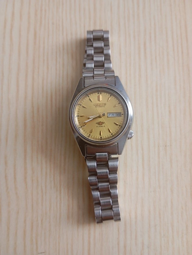 Citizen automatic (Category: Women's Watches) located in Las Pinas. Submitted by quick_deals_great_finds2 (Listing ID 1468331175, Image 2). Description: Original slightly used Automatic 25mm fits wrist 6.5 inches Fully functional keeps time.