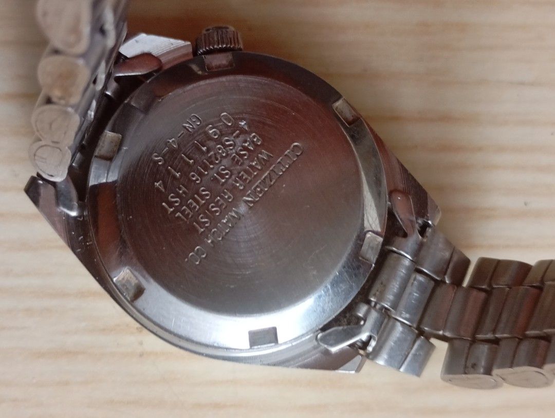 Citizen automatic (Category: Women's Watches) located in Las Pinas. Submitted by quick_deals_great_finds2 (Listing ID 1468331175, Image 3). Description: Original slightly used Automatic 25mm fits wrist 6.5 inches Fully functional keeps time.