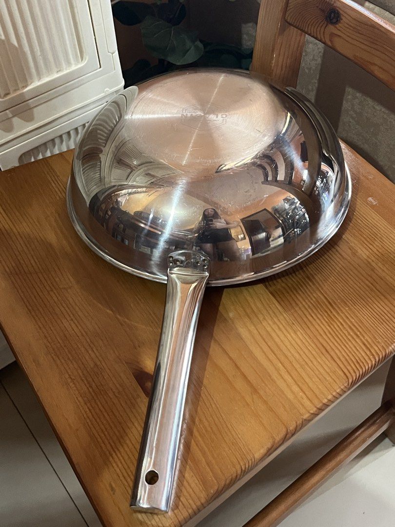 CLADIN WOKPAN (Category: Cookware & Accessories) located in Santa Rosa. Submitted by kattiepurry (Listing ID 1468314386, Image 1). Description: Premium Cladin Hybrid 28cm wokpan Suitable for all cooktops! Location📍Santa Rosa, Nueva Ecija .