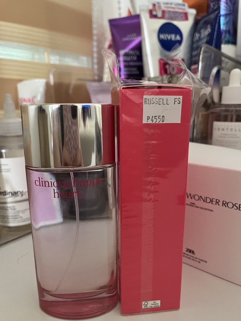 Clinique Happy Heart Perfume Spray 100ml (Category: Fragrance & Deodorants) located in Angeles City. Submitted by francesdanica (Listing ID 1468331850, Image 2). Description: - Item: Clinique Happy Heart Perfume Spray - Size: 100ml / 3.4 FL. OZ. LIQ. - Condition: Sprayed 2x only - Packaging: Includes original pink box - Scent Profile: Delightful floral fragrance - Perfect for daily wear or as a gift - 100% authentic and well-stored RFS: the scent