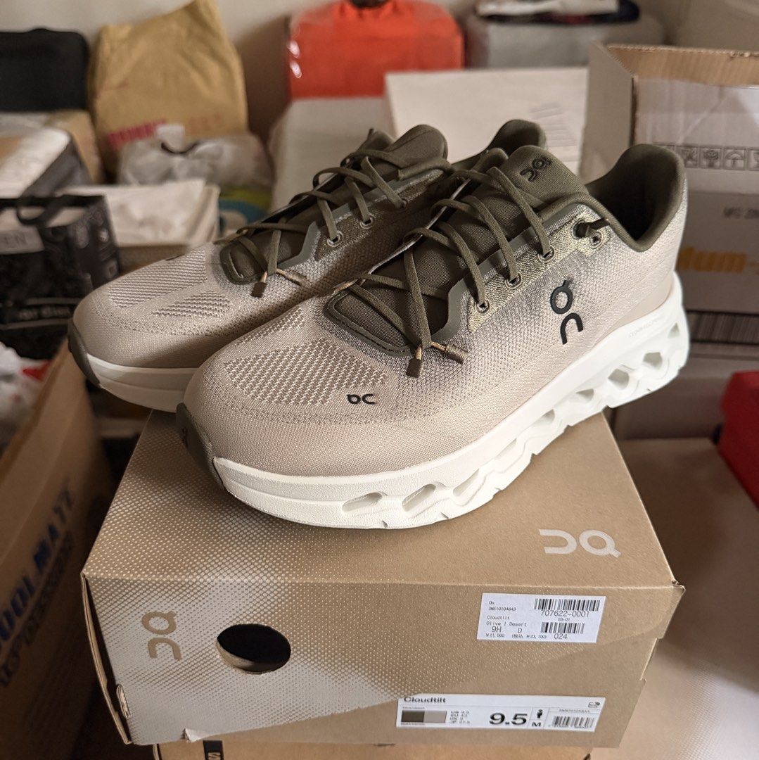Cloudtilt Desert Olive 9.5 (Category: Sneakers) located in San Juan City. Submitted by drew4601 (Listing ID 1468315644, Image 1). Description: Bnew from japan billy’s On cloudtilt desert olive 9.5.mens Rfs. Extra pair Loc. Cainta.
