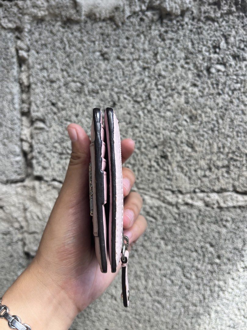 coach (Category: Luxury Bags & Wallets) located in Baguio. Submitted by angeluis_215 (Listing ID 1468301837, Image 3). Description: pm pm!.