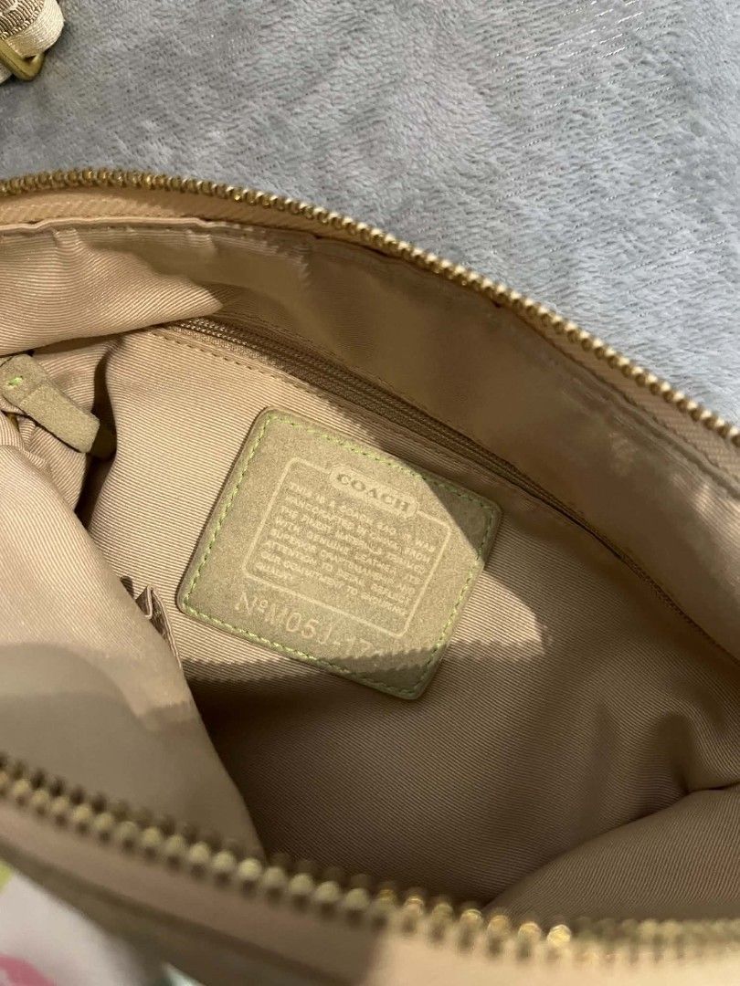 Coach (Category: Luxury Bags & Wallets) located in Manila. Submitted by zenwind_3cdc42 (Listing ID 1468421403, Image 3). Description: Coach shoulder Bag // Sling bag • Guaranteed authentic • Need wash • Plus Shipping thru j&t • Details on pic • Payment thru Gcash Bulacan location.