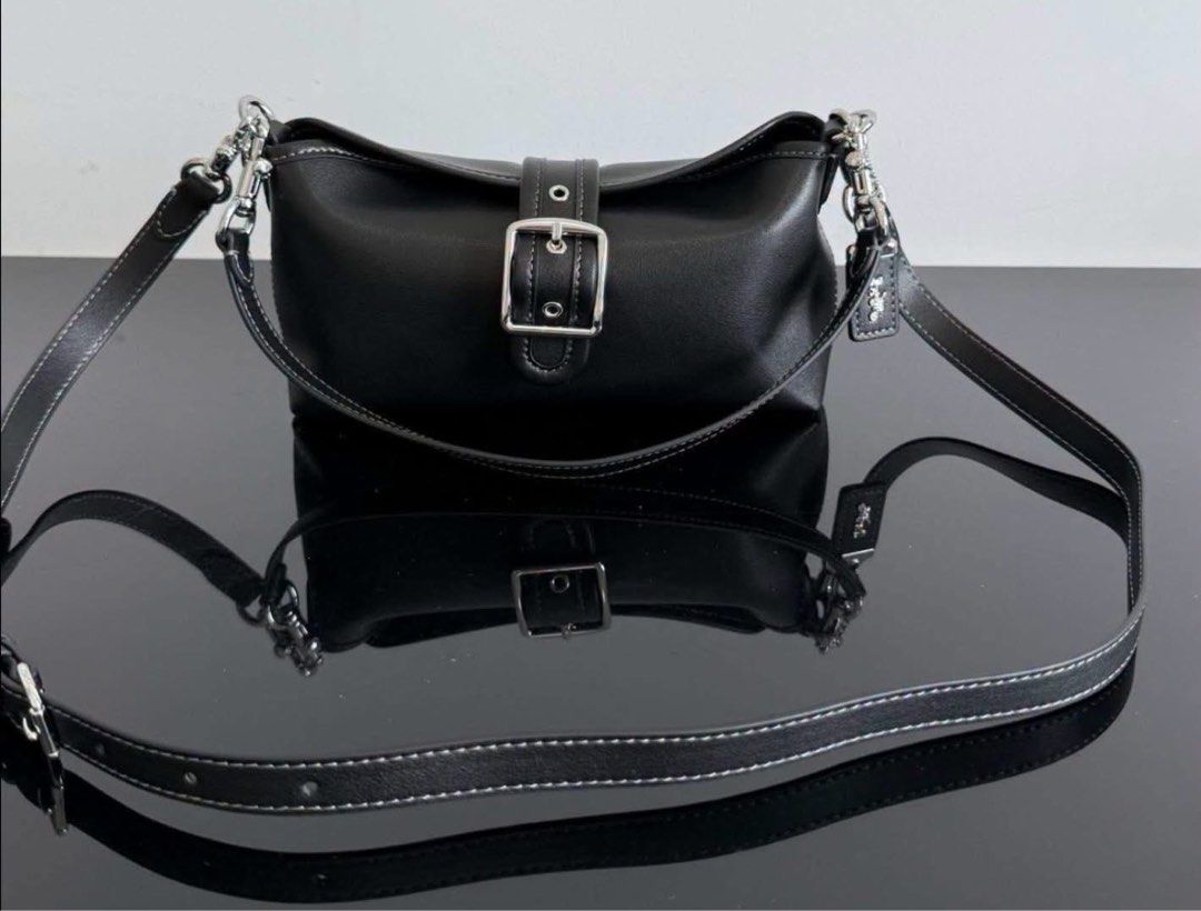 Coach Abbie Shoulder Bag (Category: Shoulder Bags) located in Binan City. Submitted by pinkykeenshop (Listing ID 1468284660, Image 2). Description: .