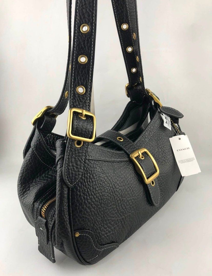Coach Drifter Shoulder Bag (Category: Shoulder Bags) located in Binan City. Submitted by pinkykeenshop (Listing ID 1468287409, Image 2). Description: .