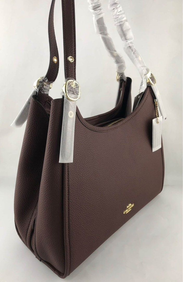 Coach Erin (Category: Shoulder Bags) located in Binan City. Submitted by pinkykeenshop (Listing ID 1468287166, Image 2). Description: .