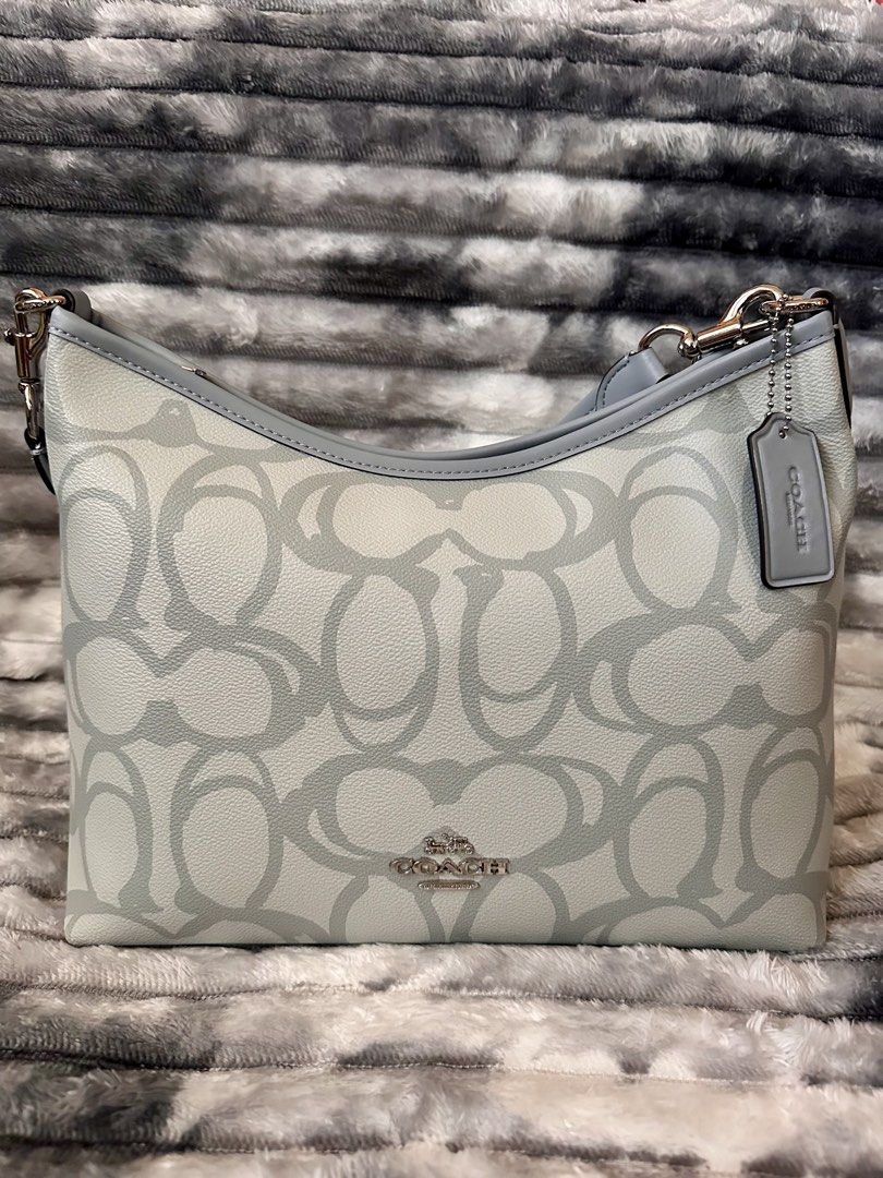 Coach Laurel Shoulder Bag (Category: Shoulder Bags) located in Bacoor. Submitted by jianne_preloved (Listing ID 1468389525, Image 1). Description: Selling my Coach Laurel shoulder bag. Highgrade quality and genuine leather. Price is slightly negotiable, but no low offers please. Serious buyers only 🤗 ✨ ITEM DETAILS: • Brand: Coach • Color/Hardware: Powder blue & Ice blue w/ silver hardware • Material: Genuine leather • Condition: New - No flaws 
