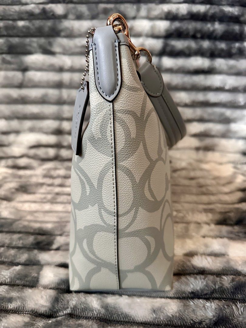 Coach Laurel Shoulder Bag (Category: Shoulder Bags) located in Bacoor. Submitted by jianne_preloved (Listing ID 1468389525, Image 3). Description: Selling my Coach Laurel shoulder bag. Highgrade quality and genuine leather. Price is slightly negotiable, but no low offers please. Serious buyers only 🤗 ✨ ITEM DETAILS: • Brand: Coach • Color/Hardware: Powder blue & Ice blue w/ silver hardware • Material: Genuine leather • Condition: New - No flaws 